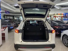 2023 Honda Vezel 1.5L CVT Tech, белый — фото 20