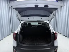 2023 Kia Seltos 1.5L IVT Luxury, белый — фото 10