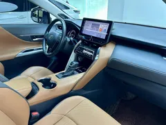 2022 Toyota Venza 2.0L CVT 2WD Premium, белый — фото 11