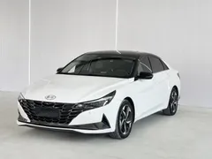 2022 Hyundai Elantra 1.5L CVT LUX Premium, белый — фото 1