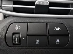 2022 Hyundai Elantra 1.5L CVT LUX Premium, белый — фото 14