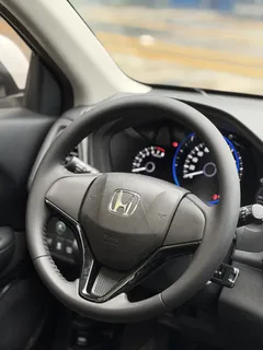 2022 Honda Vezel 1.5L CVT Elite, белый — фото 9