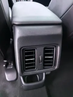 2023 Honda Vezel 1.5L CVT Pioneer, белый — фото 12