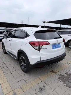 2022 Honda Vezel 1.5L CVT Pioneer, белый — фото 7