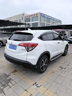 2022 Honda Vezel 1.5L CVT Pioneer, белый — фото 9