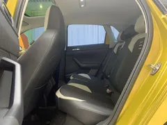 2023 Volkswagen Polo Plus 1.5L AT, жёлтый — фото 8