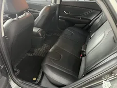 2023 Hyundai Elantra 1.5L CVT LUX Premium — фото 7