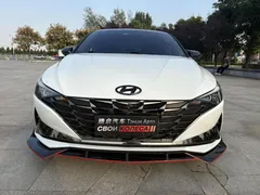 2022 Hyundai Elantra 1.5L CVT LUX Premium, белый — фото 2