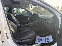 2022 Hyundai Elantra 1.5L CVT LUX Premium, белый — фото 14