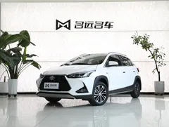 2022 Toyota Yaris L Zhixuan 1.5L CVT Leading Plus, белый — фото 1
