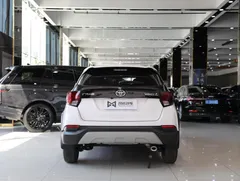 2022 Toyota Yaris L Zhixuan 1.5L CVT Leading Plus, белый — фото 16