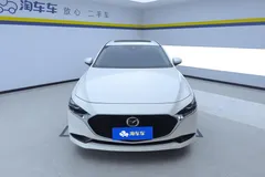 2023 Mazda Mazda3 2.0L AT, белый — фото 3