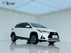 2022 Toyota Yaris L Zhixuan X 1.5L CVT Luxury Plus, белый — фото 2
