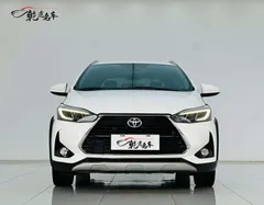 2022 Toyota Yaris L Zhixuan X 1.5L CVT Luxury Plus, белый — фото 3