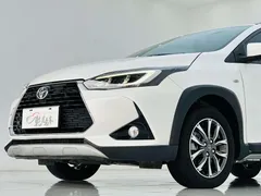 2022 Toyota Yaris L Zhixuan X 1.5L CVT Luxury Plus, белый — фото 8