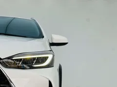 2022 Toyota Yaris L Zhixuan X 1.5L CVT Luxury Plus, белый — фото 10