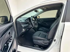 2022 Toyota Yaris L Zhixuan X 1.5L CVT Luxury Plus, белый — фото 13