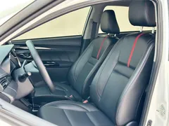 2022 Toyota Yaris L Zhixuan X 1.5L CVT Luxury Plus, белый — фото 20