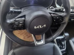 2021 Kia Yipao 1.4L CVT Fun, белый — фото 10