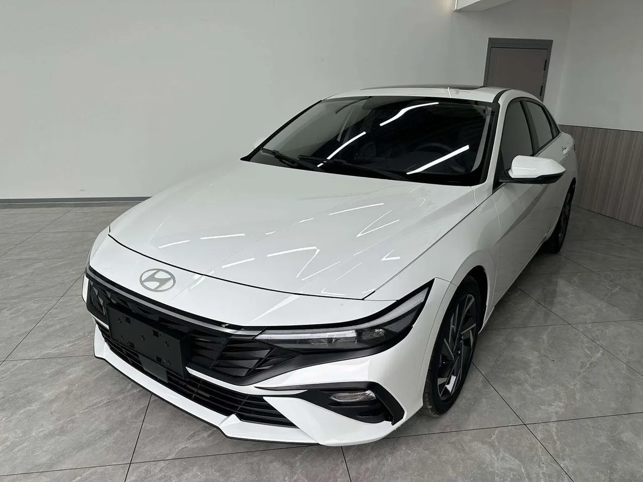 2023 Hyundai Elantra 1.5L CVT GLX Elite