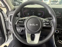 2023 Kia Seltos 1.5L IVT Luxury, белый — фото 9