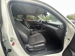 2023 Honda Vezel 1.5L CVT Tech, белый — фото 14