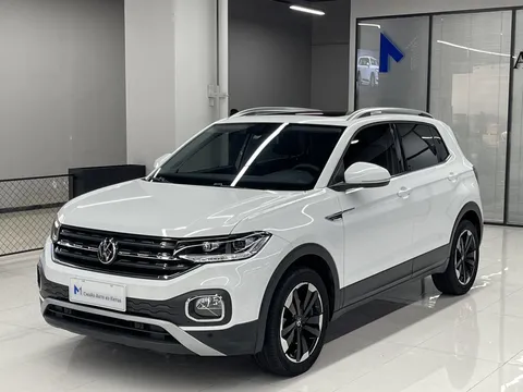 2021 Volkswagen Tacqua 1.5L AT