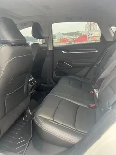 2022 Geely Emgrand 4th Gen 1.5L CVT Flagship, белый — фото 5