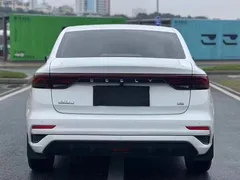 2022 Geely Emgrand 4th Gen 1.5L CVT Flagship, белый — фото 7