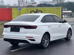 2022 Geely Emgrand 4th Gen 1.5L CVT Flagship, белый — фото 8