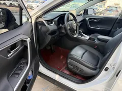 2021 Toyota RAV4 2.0L CVT 2WD Urban, белый — фото 10