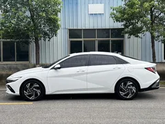 2023 Hyundai Elantra 1.5L CVT GLX Elite, белый — фото 10