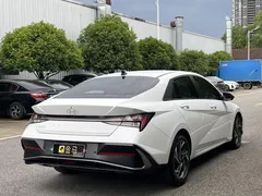 2023 Hyundai Elantra 1.5L CVT GLX Elite, белый — фото 13
