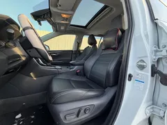 2022 Toyota Wildlander 2.0L 4WD Luxury Plus, белый — фото 4