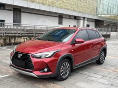 2022 Toyota Yaris L Zhixuan X 1.5L CVT Luxury Plus, красный — фото 1