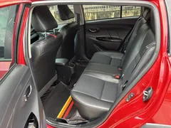 2022 Toyota Yaris L Zhixuan X 1.5L CVT Luxury Plus, красный — фото 5