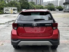 2022 Toyota Yaris L Zhixuan X 1.5L CVT Luxury Plus, красный — фото 8