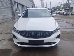 2023 Geely Emgrand 4th Gen 1.5L CVT Premium Champion, белый — фото 2