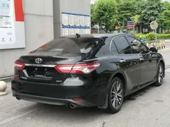 2021 Toyota Camry 2.5G Luxury, чёрный — фото 6