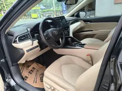 2021 Toyota Camry 2.5G Luxury, чёрный — фото 7
