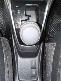 2022 Toyota Yaris L Zhixuan 1.5L CVT Luxury Plus, белый — фото 9