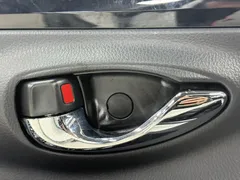 2022 Toyota Yaris L Zhixuan 1.5L CVT Luxury Plus, белый — фото 13