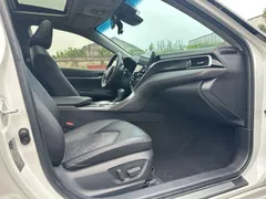 2021 Toyota Camry 2.0S Fashion, белый — фото 5