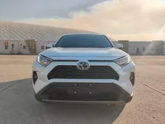 2023 Toyota RAV4 2.0L CVT 2WD Fashion, белый — фото 2