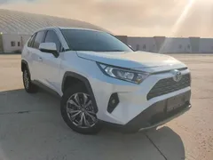 2023 Toyota RAV4 2.0L CVT 2WD Fashion, белый — фото 3