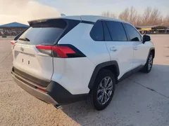 2023 Toyota RAV4 2.0L CVT 2WD Fashion, белый — фото 6