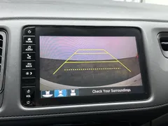 2022 Honda Vezel 1.5L CVT Pioneer, белый — фото 12