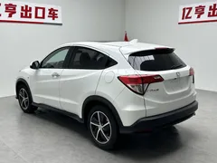 2022 Honda Vezel 1.5L CVT Pioneer, белый — фото 17