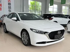 2022 Mazda Mazda3 2.0L AT, белый — фото 3