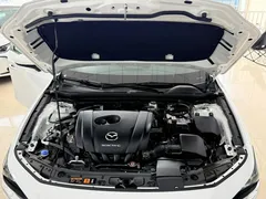 2022 Mazda Mazda3 2.0L AT, белый — фото 8